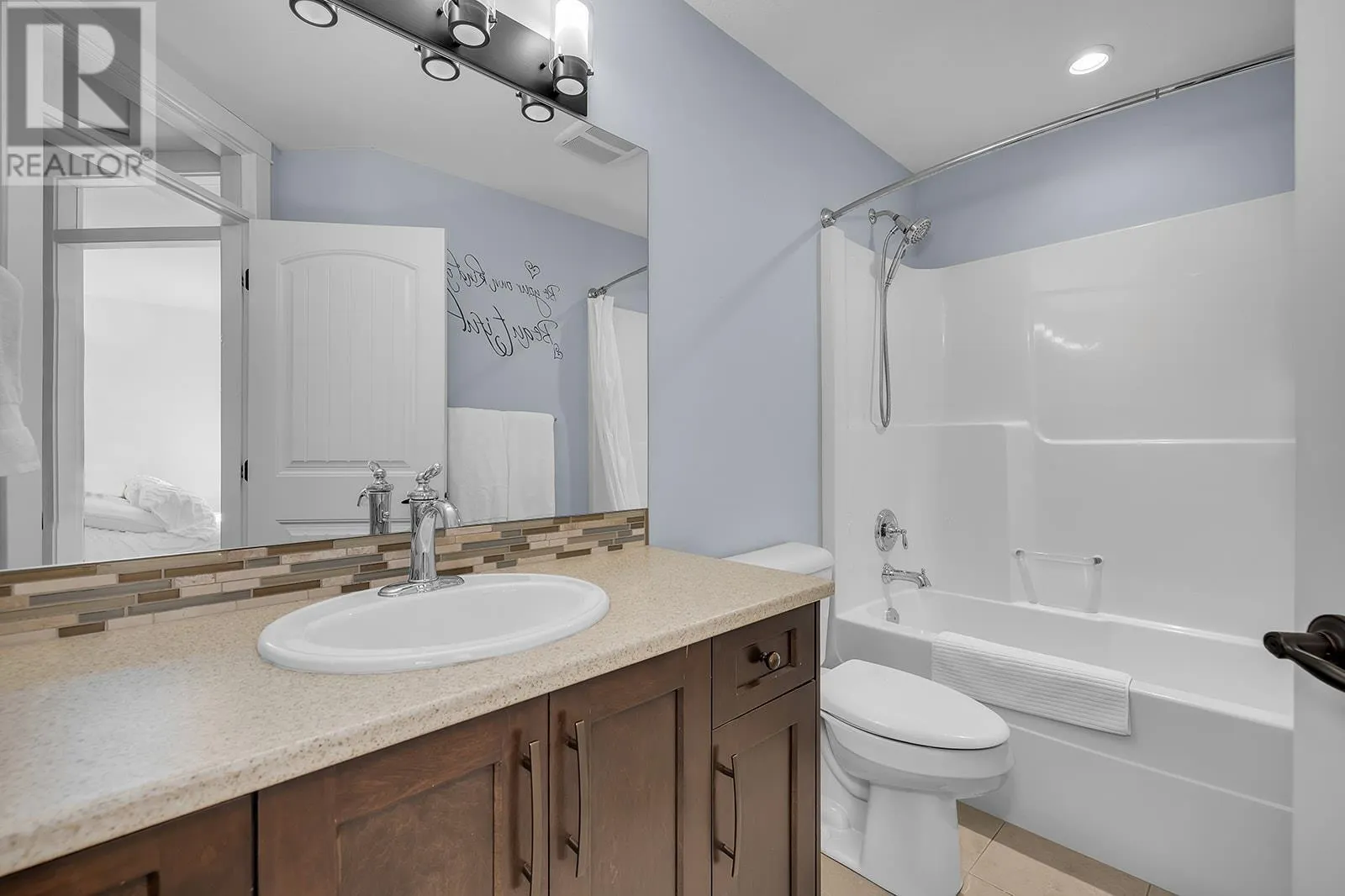 2358 Tallus Green Crescent