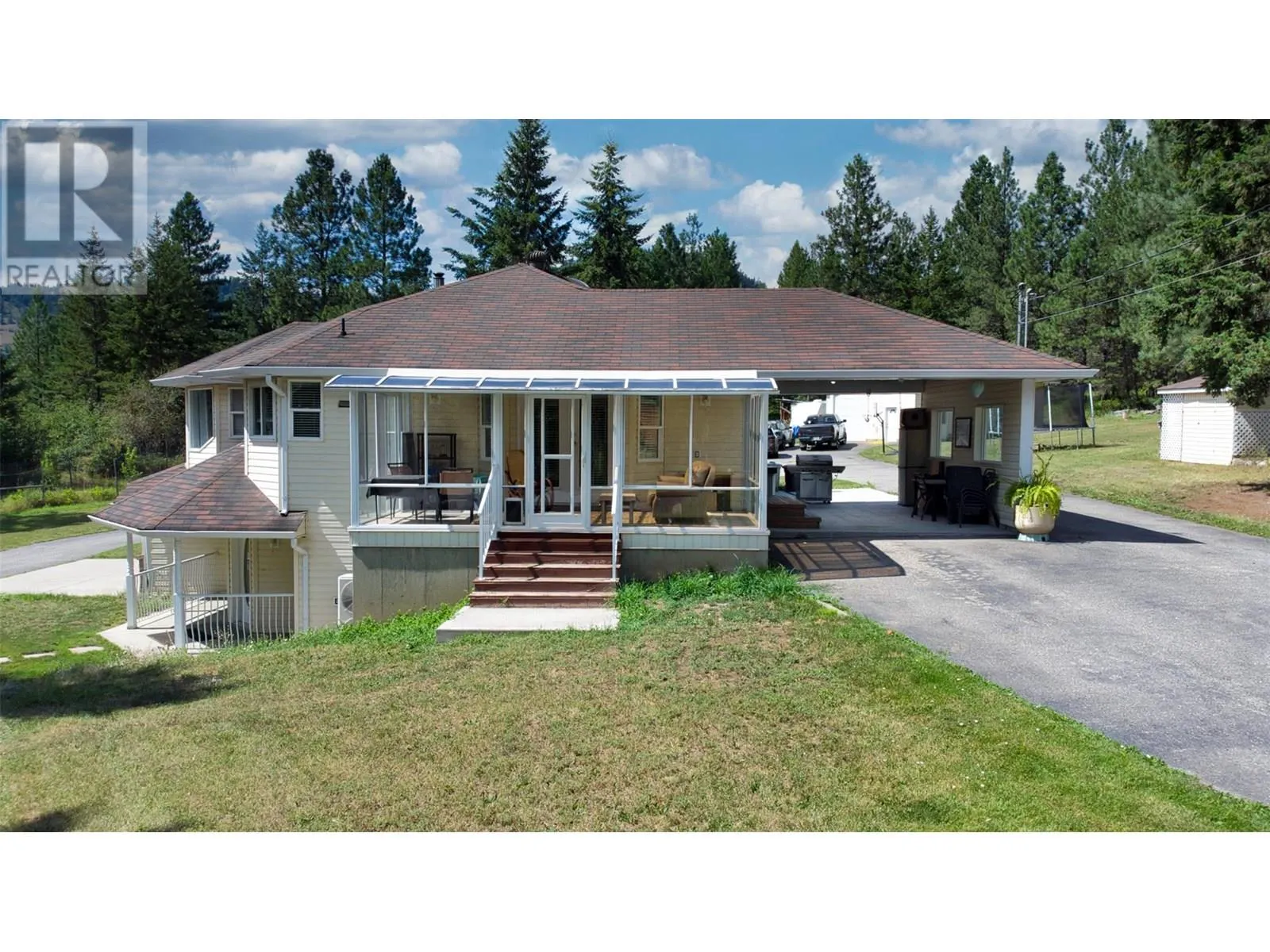 90 McInnes Road