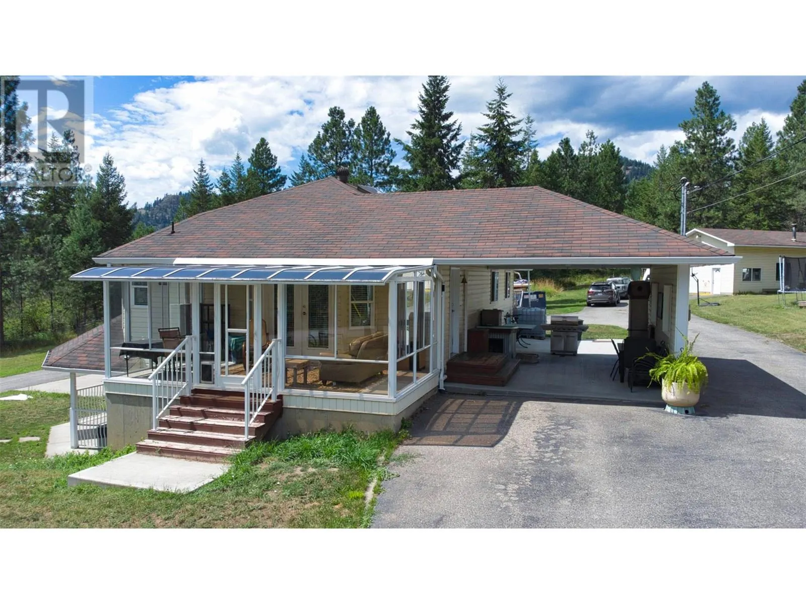 90 McInnes Road