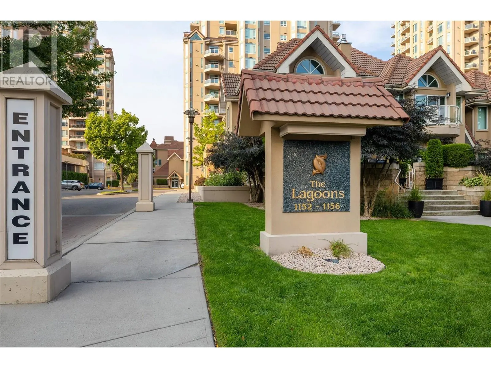 1152 Sunset Drive Unit# 706