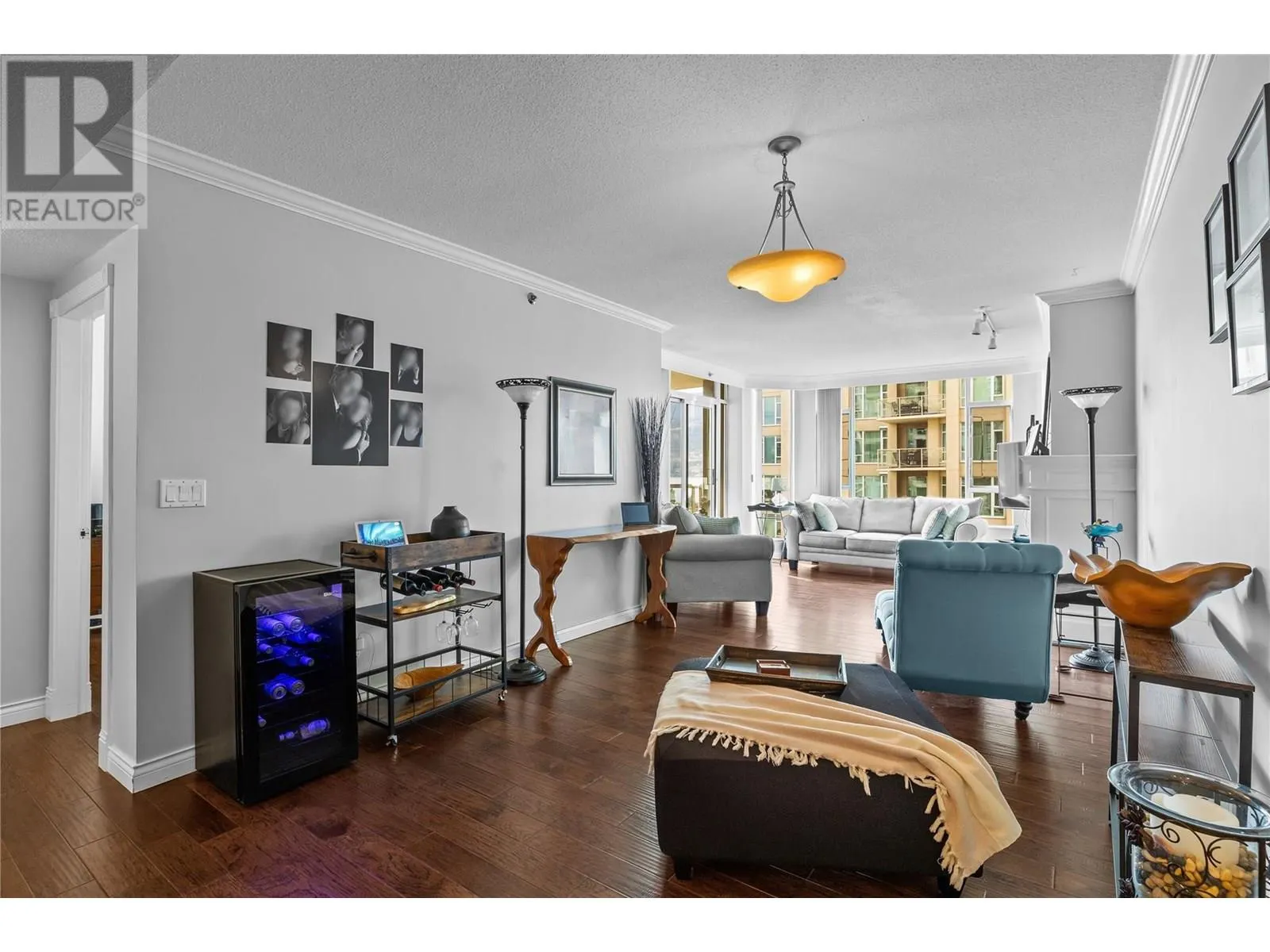 1152 Sunset Drive Unit# 706