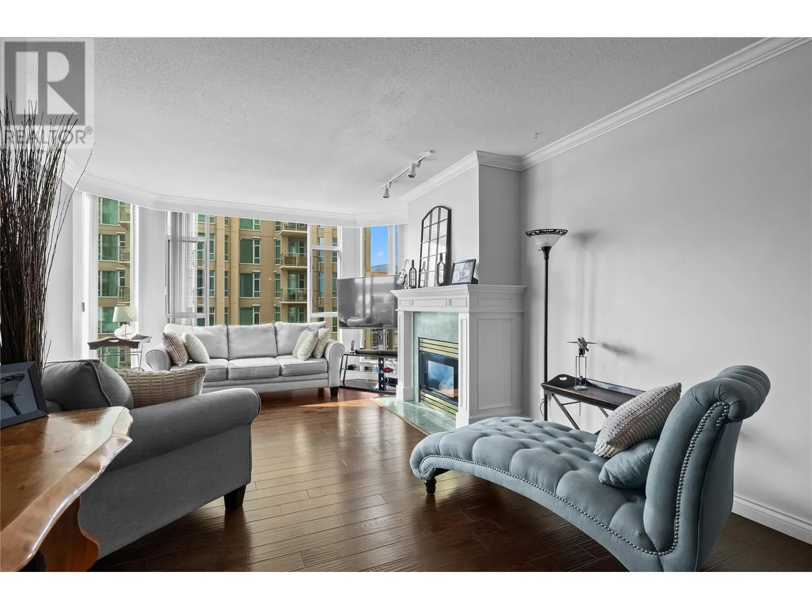 1152 Sunset Drive Unit# 706