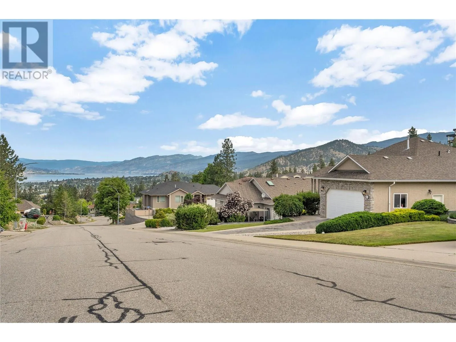 2956 Evergreen Drive