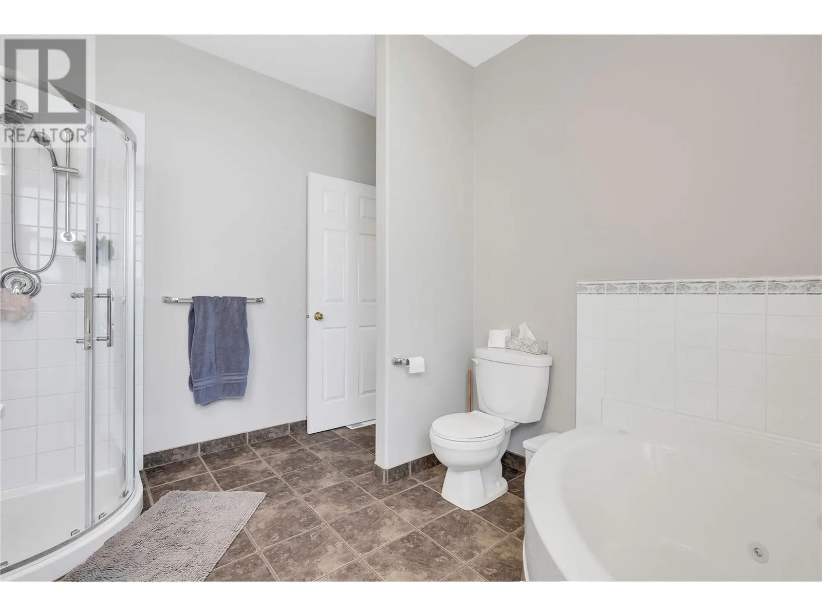 2956 Evergreen Drive