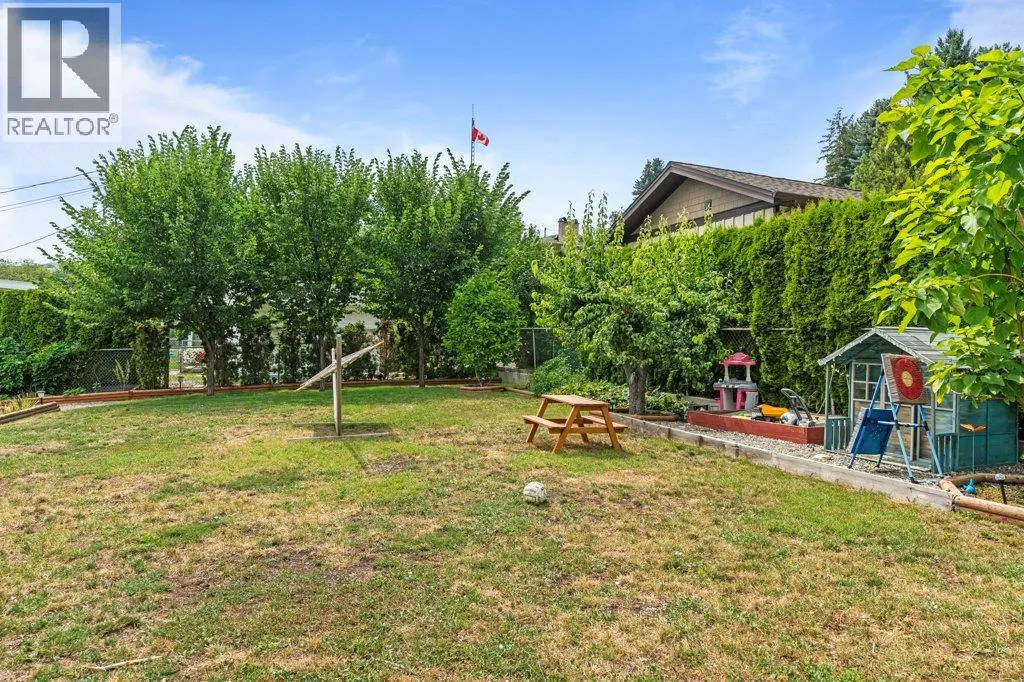 6390 Cardinal Road