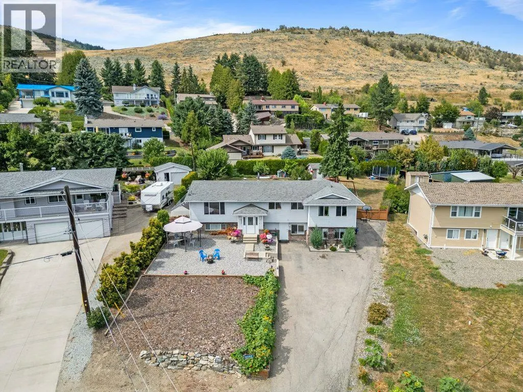 6390 Cardinal Road