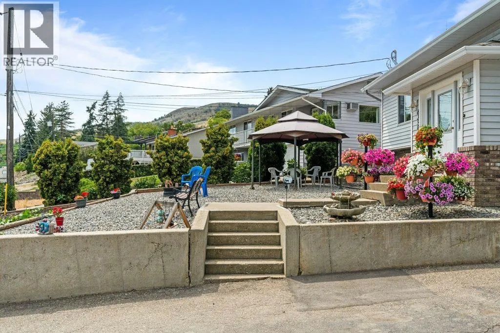6390 Cardinal Road