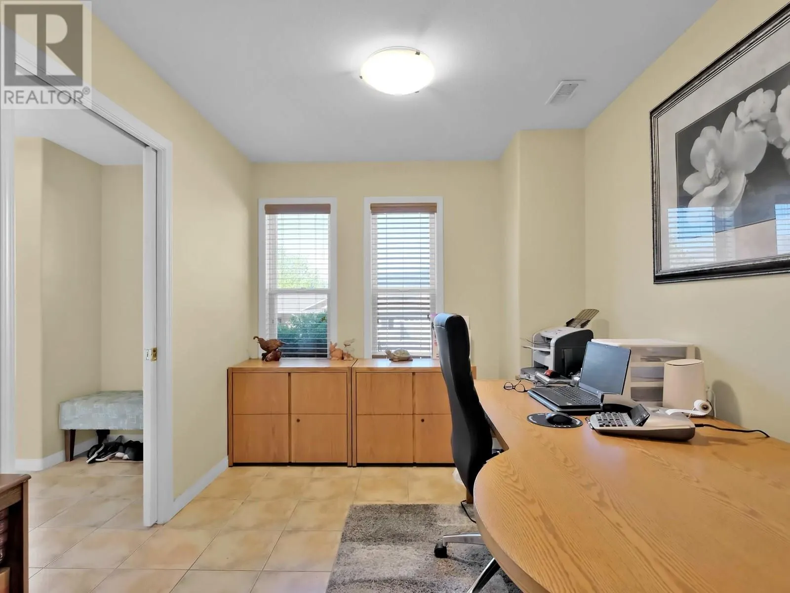 695 Pineview Road Unit# 102