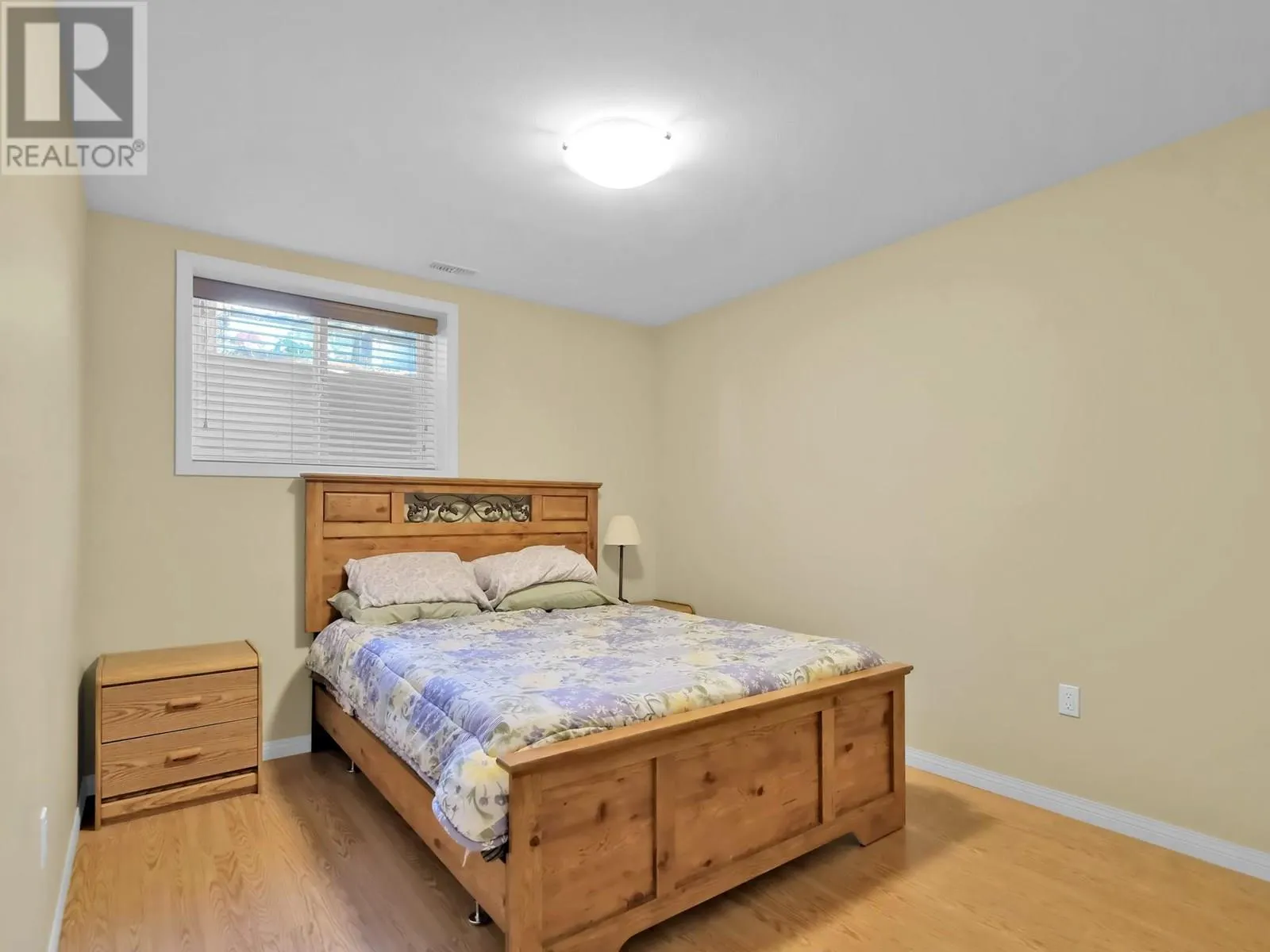 695 Pineview Road Unit# 102