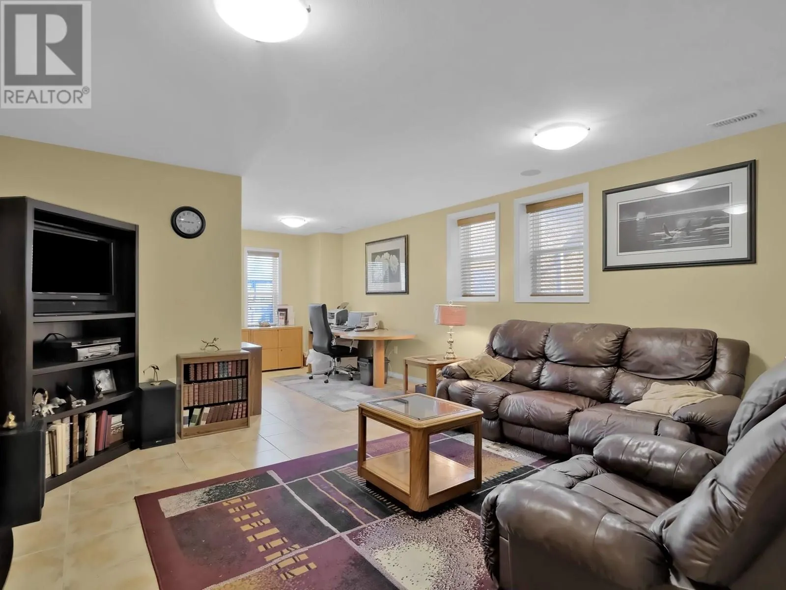 695 Pineview Road Unit# 102
