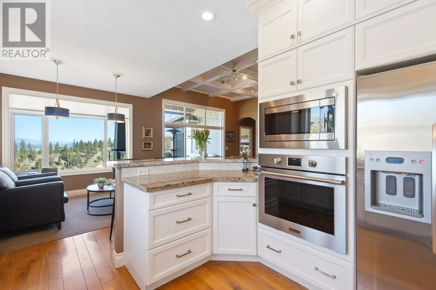 3800 Gallaghers Pinnacle Way Unit# 19