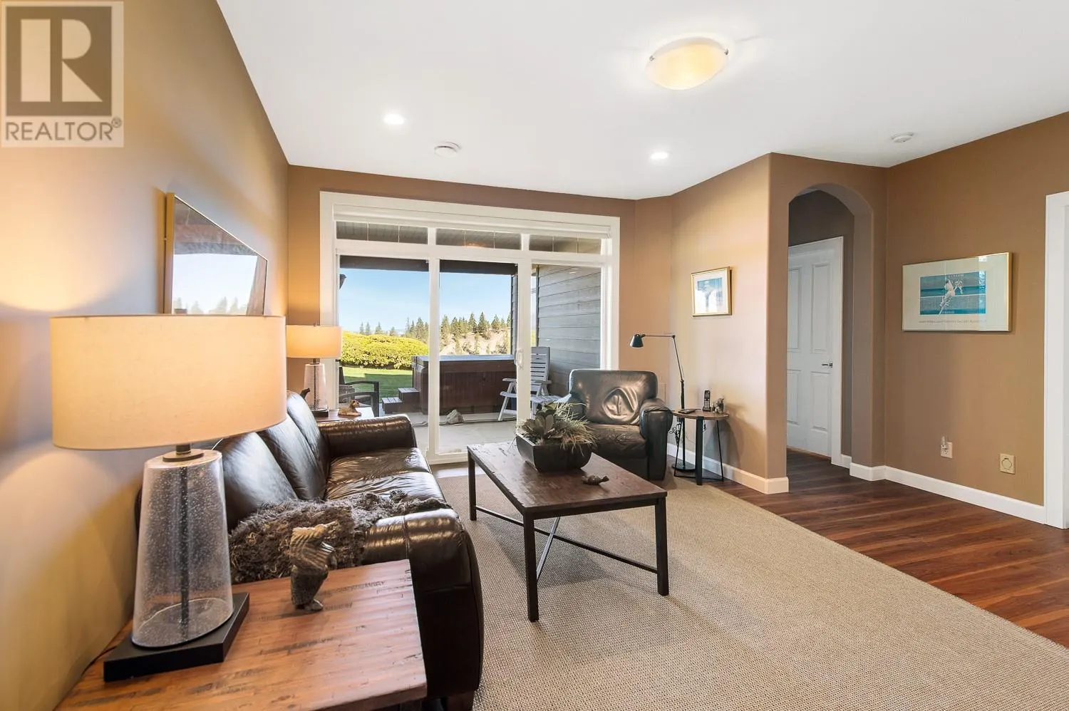 3800 Gallaghers Pinnacle Way Unit# 19