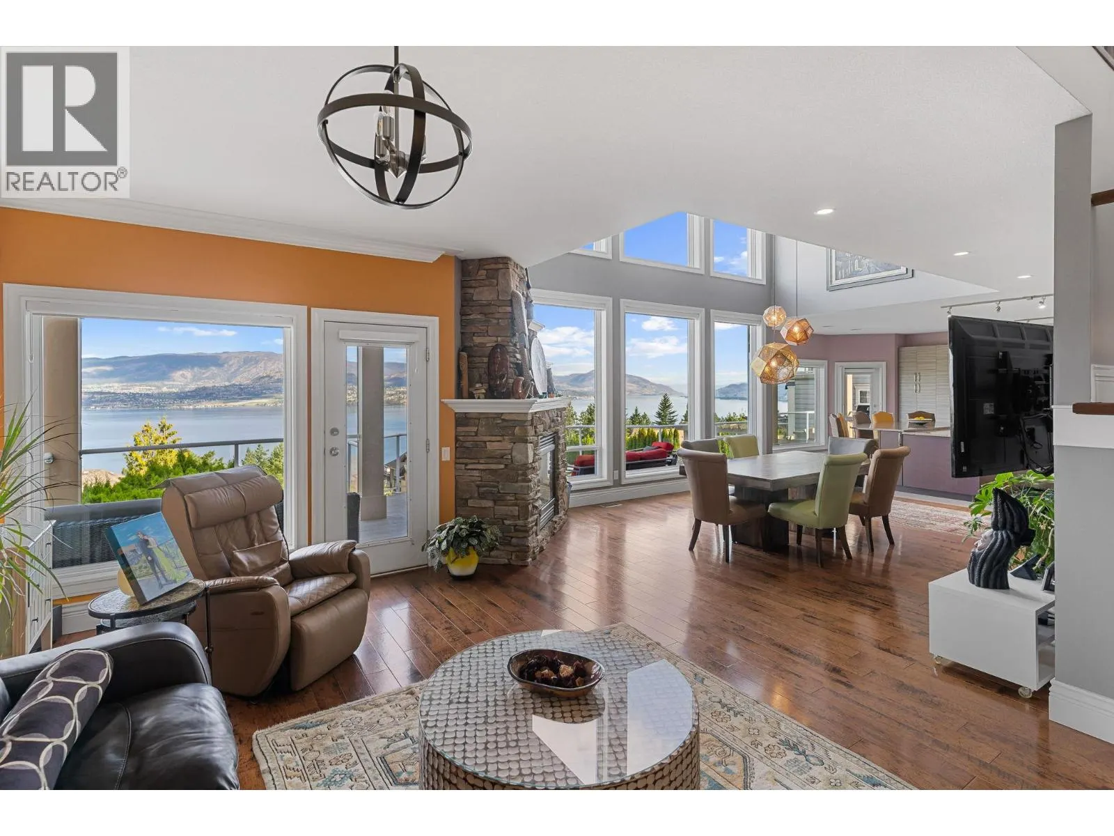 374 Quilchena Drive
