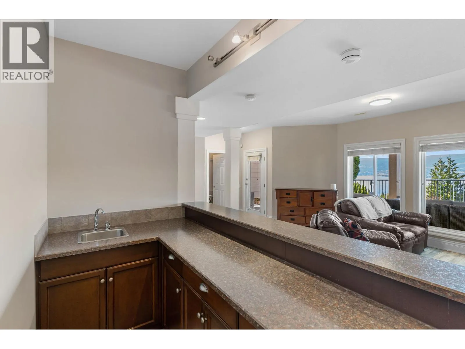 374 Quilchena Drive