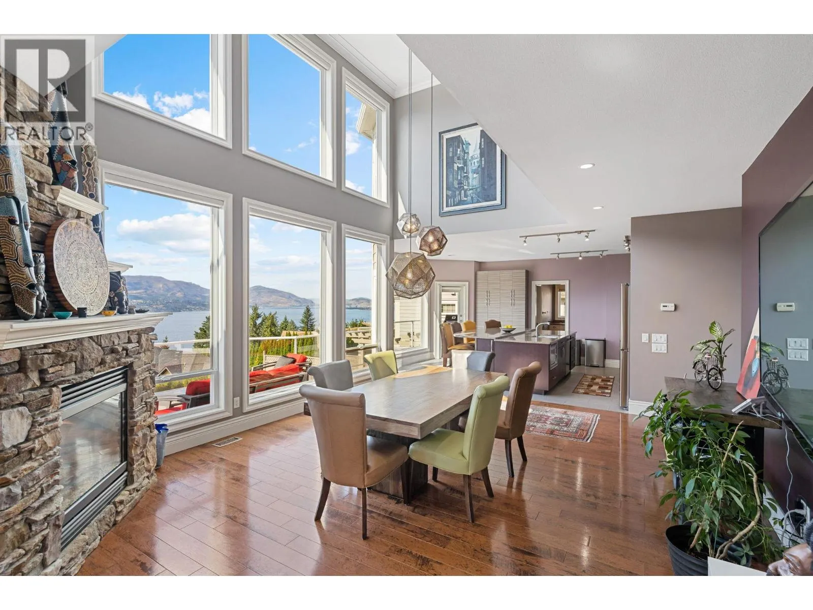 374 Quilchena Drive