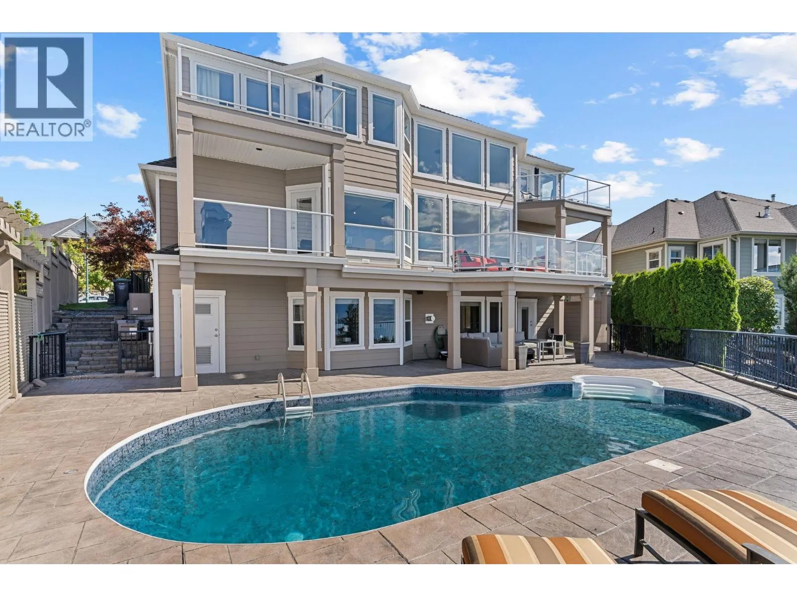 374 Quilchena Drive