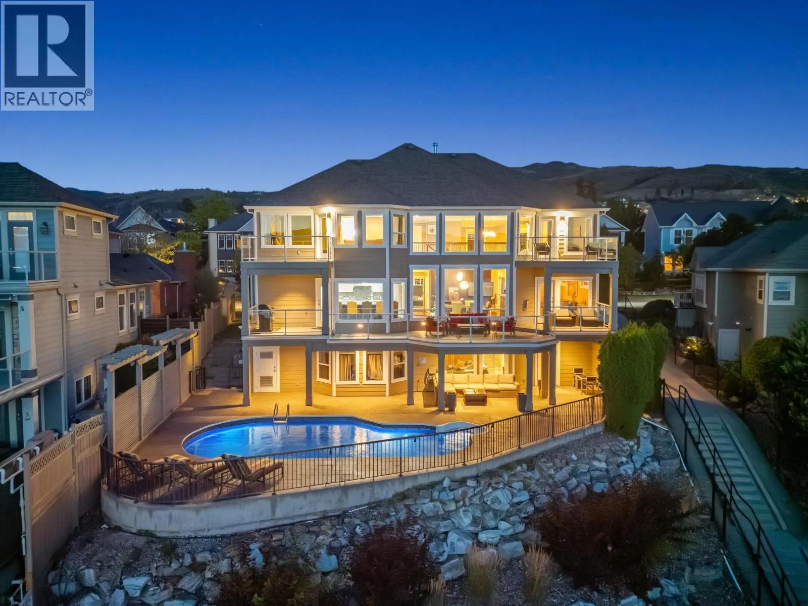 374 Quilchena Drive