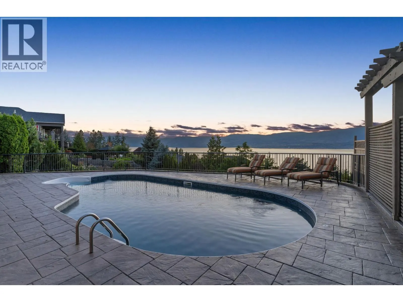 374 Quilchena Drive