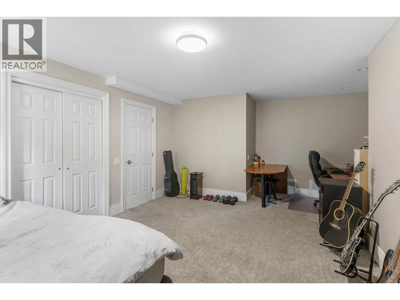 374 Quilchena Drive