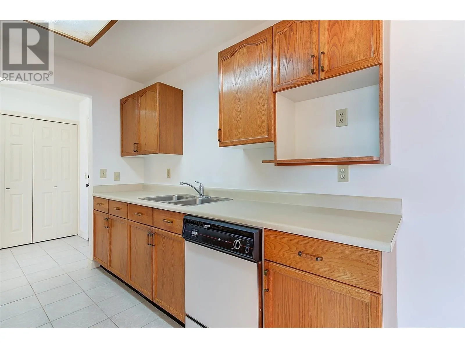 3815 Brown Road Unit# 205