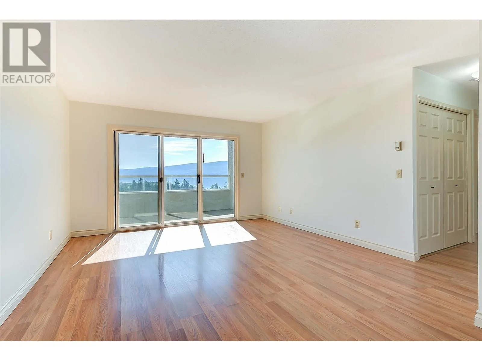3815 Brown Road Unit# 205