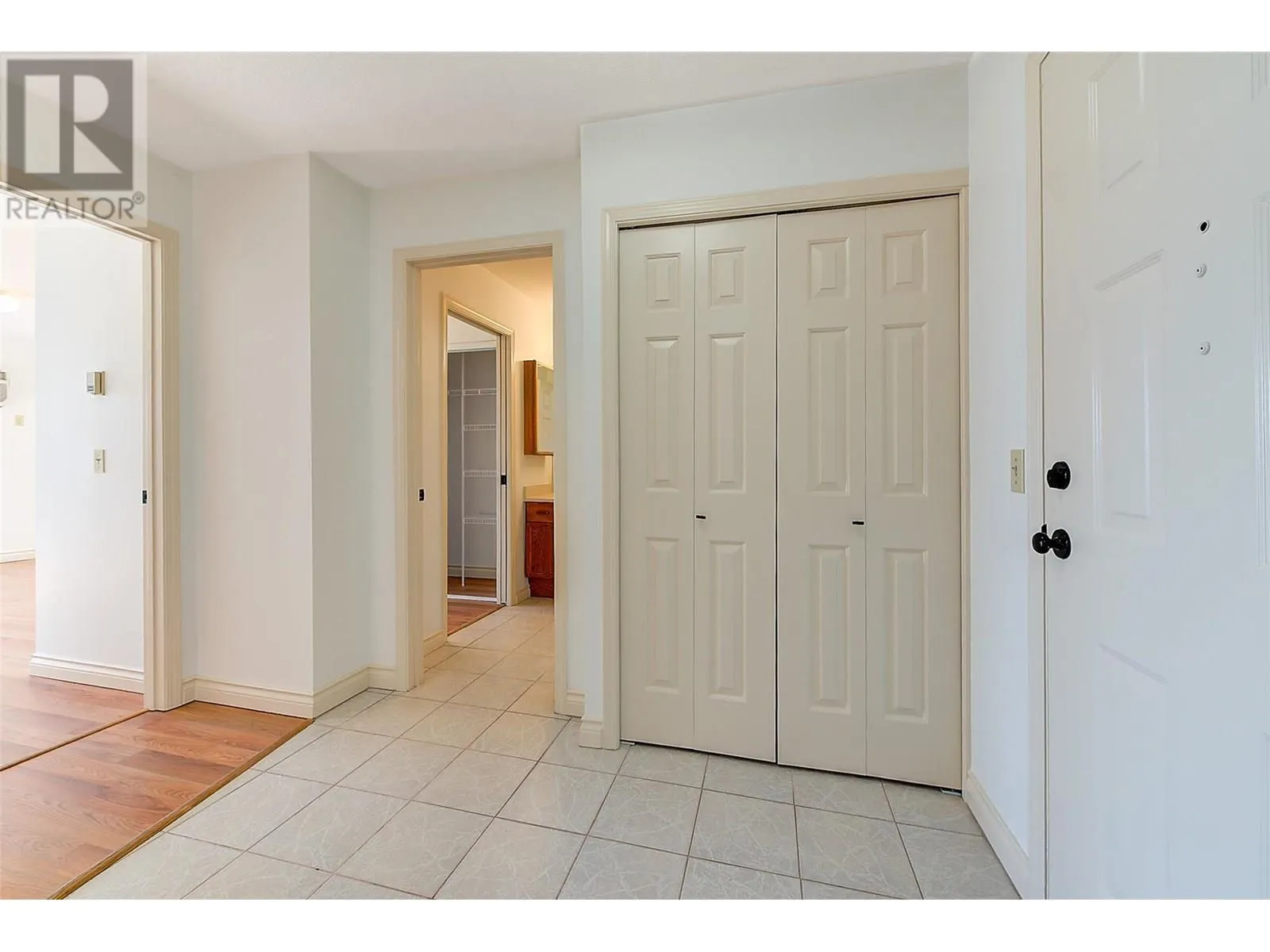 3815 Brown Road Unit# 205