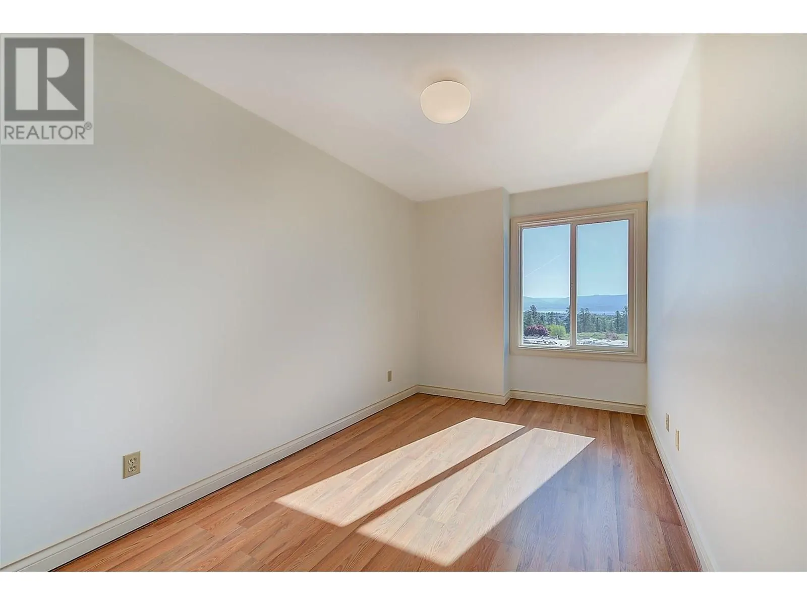 3815 Brown Road Unit# 205