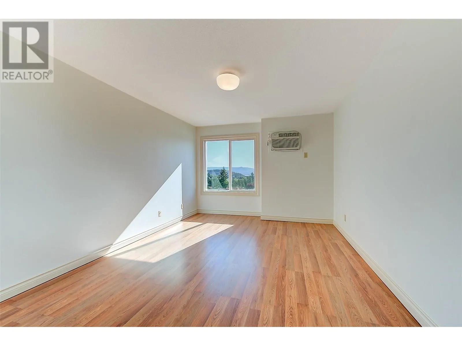 3815 Brown Road Unit# 205