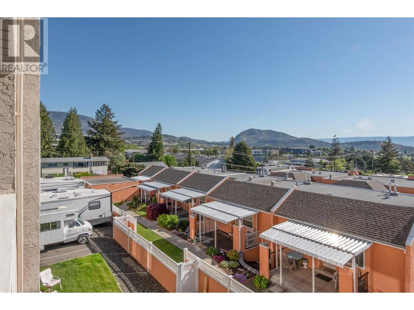 3815 Brown Road Unit# 205