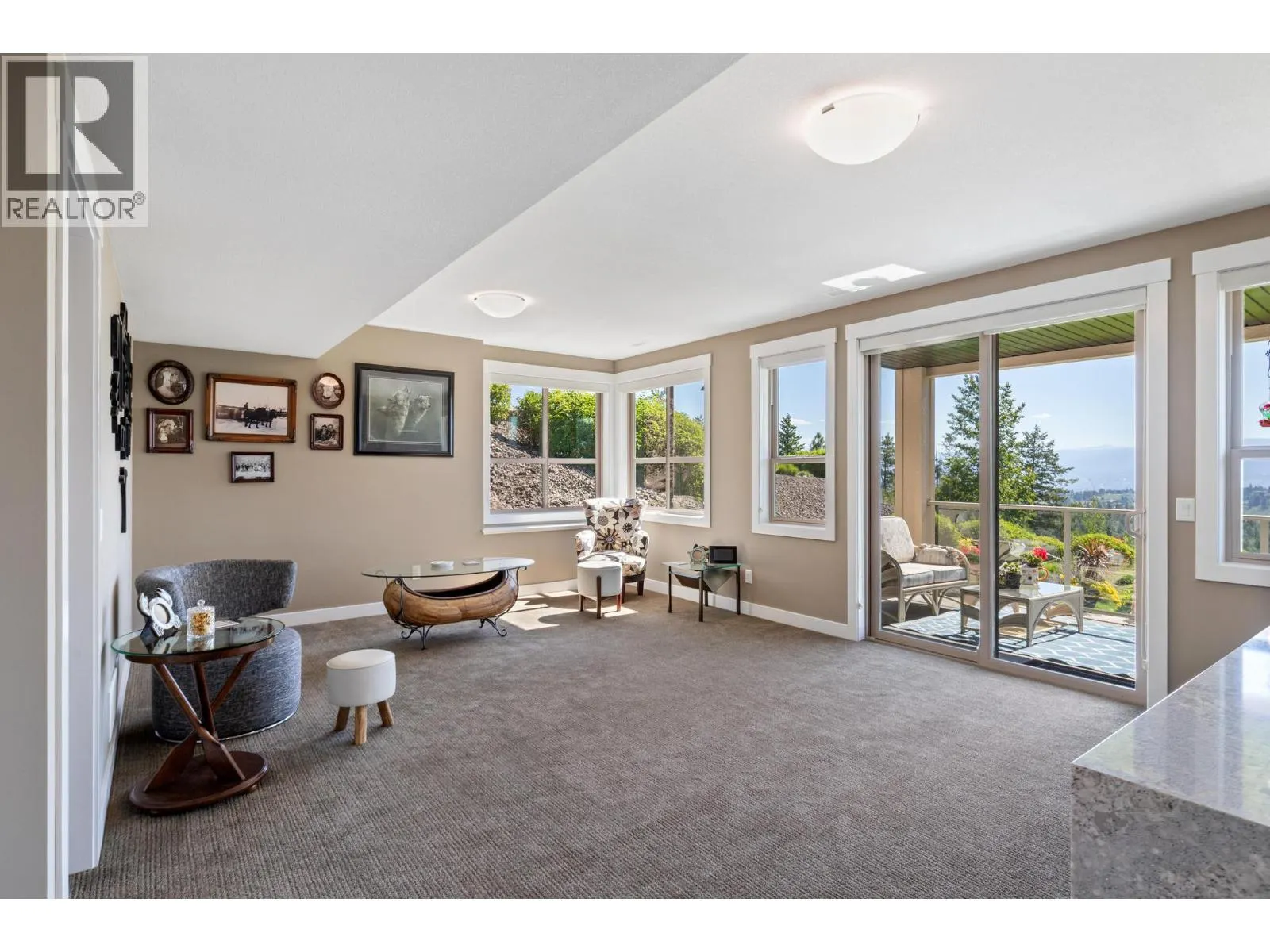 1870 Rosealee Lane Unit# 11