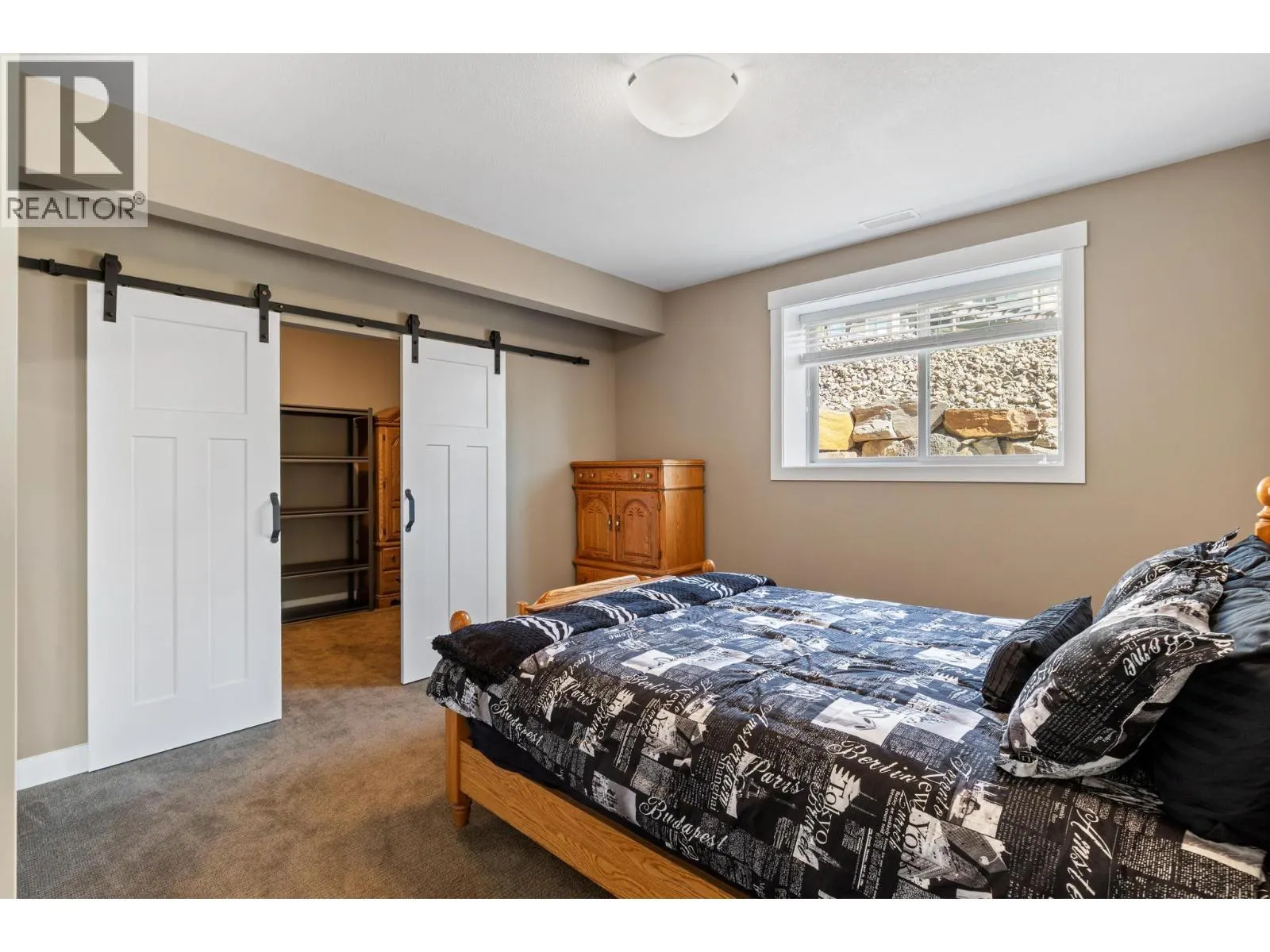 1870 Rosealee Lane Unit# 11