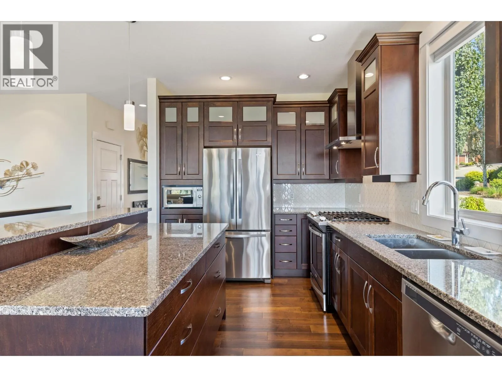 1870 Rosealee Lane Unit# 11