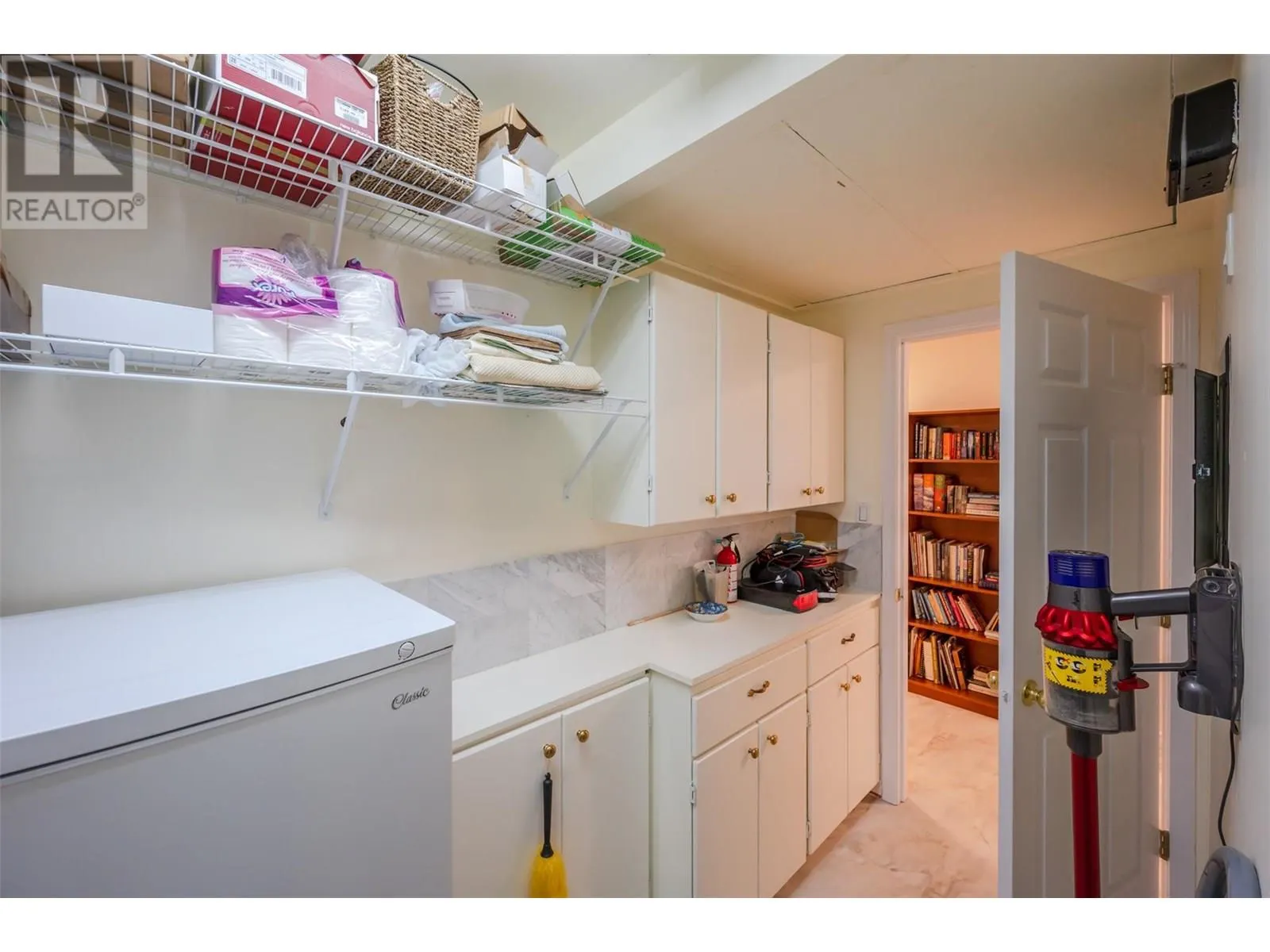 2255 ATKINSON Street Unit# 507