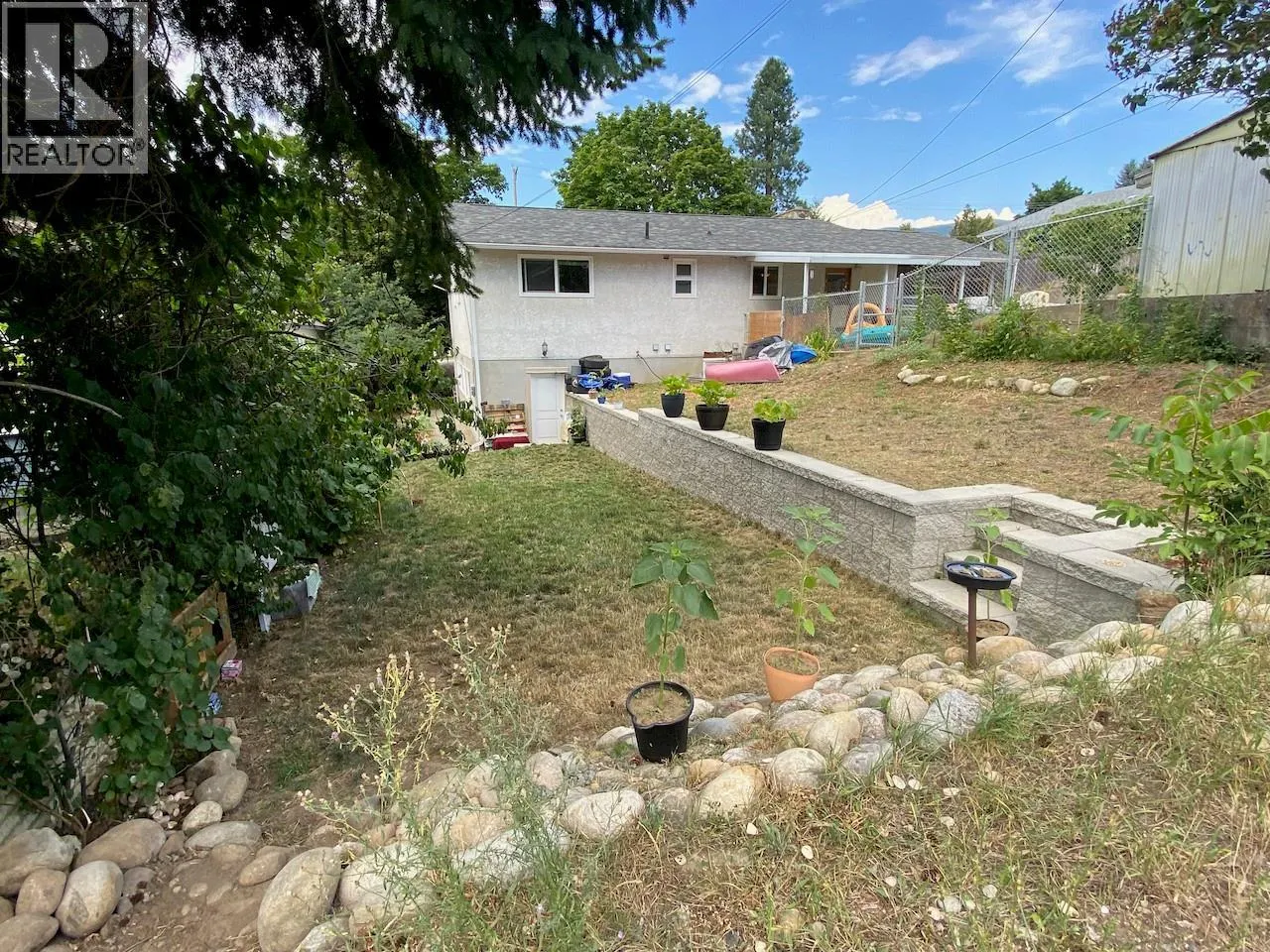 307 9th Avenue