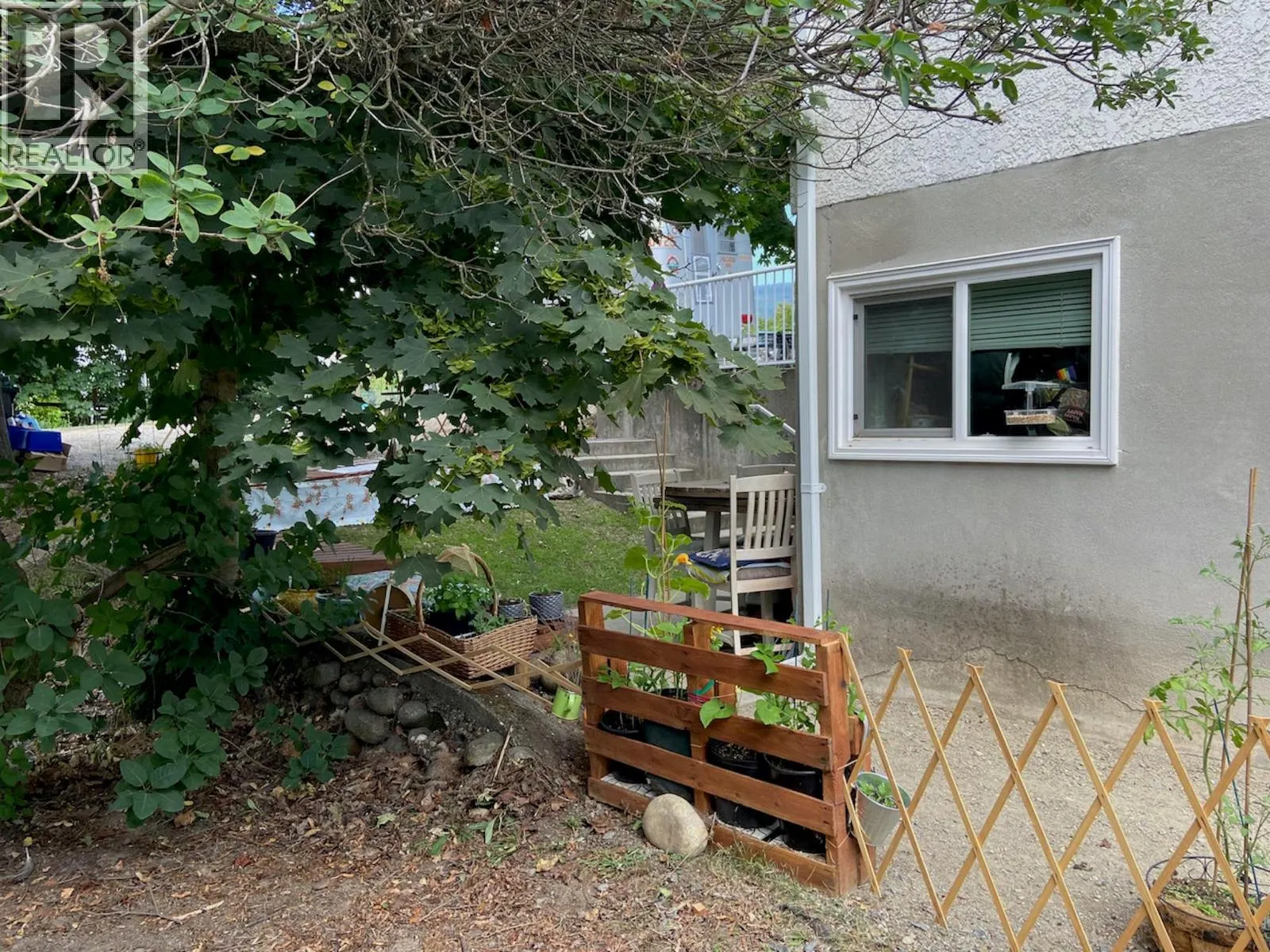 307 9th Avenue