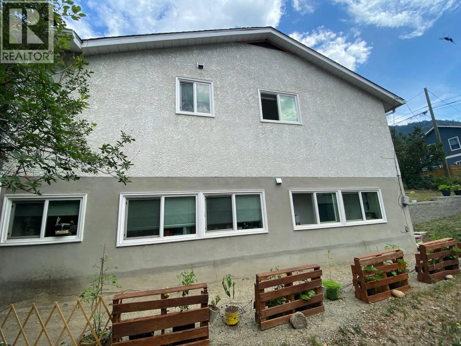 307 9th Avenue