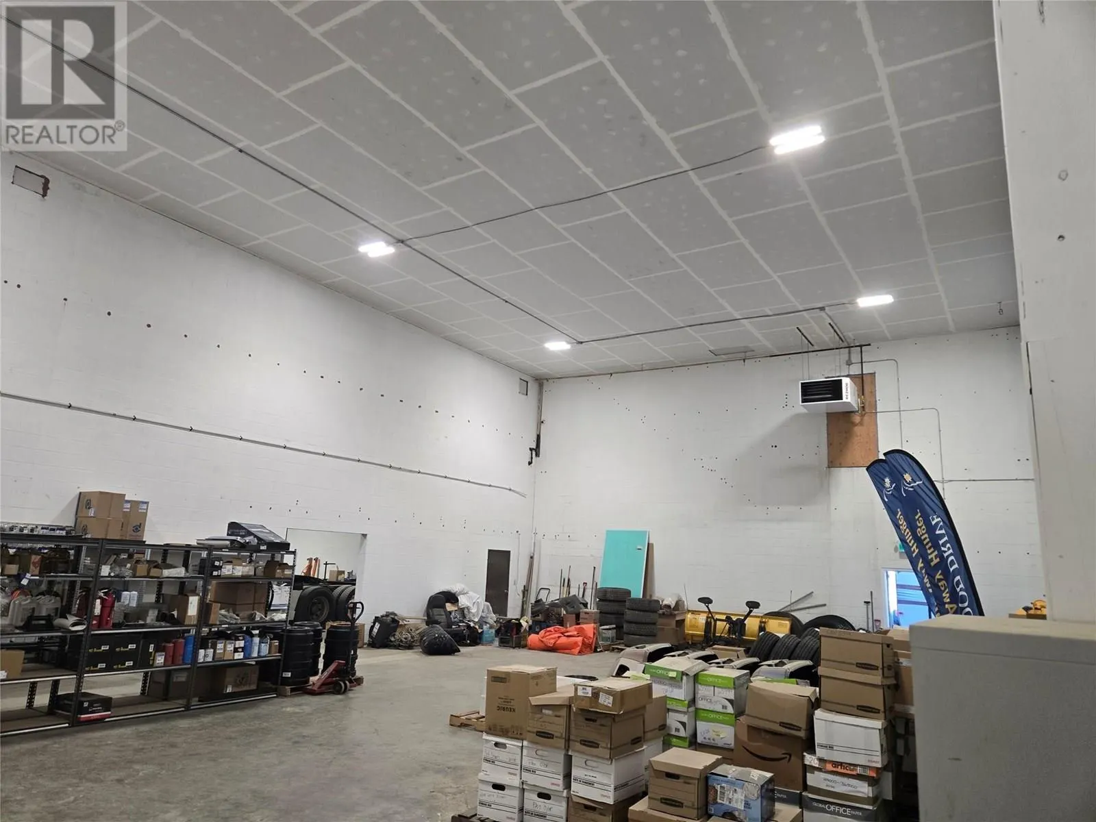 903 Raffan Road