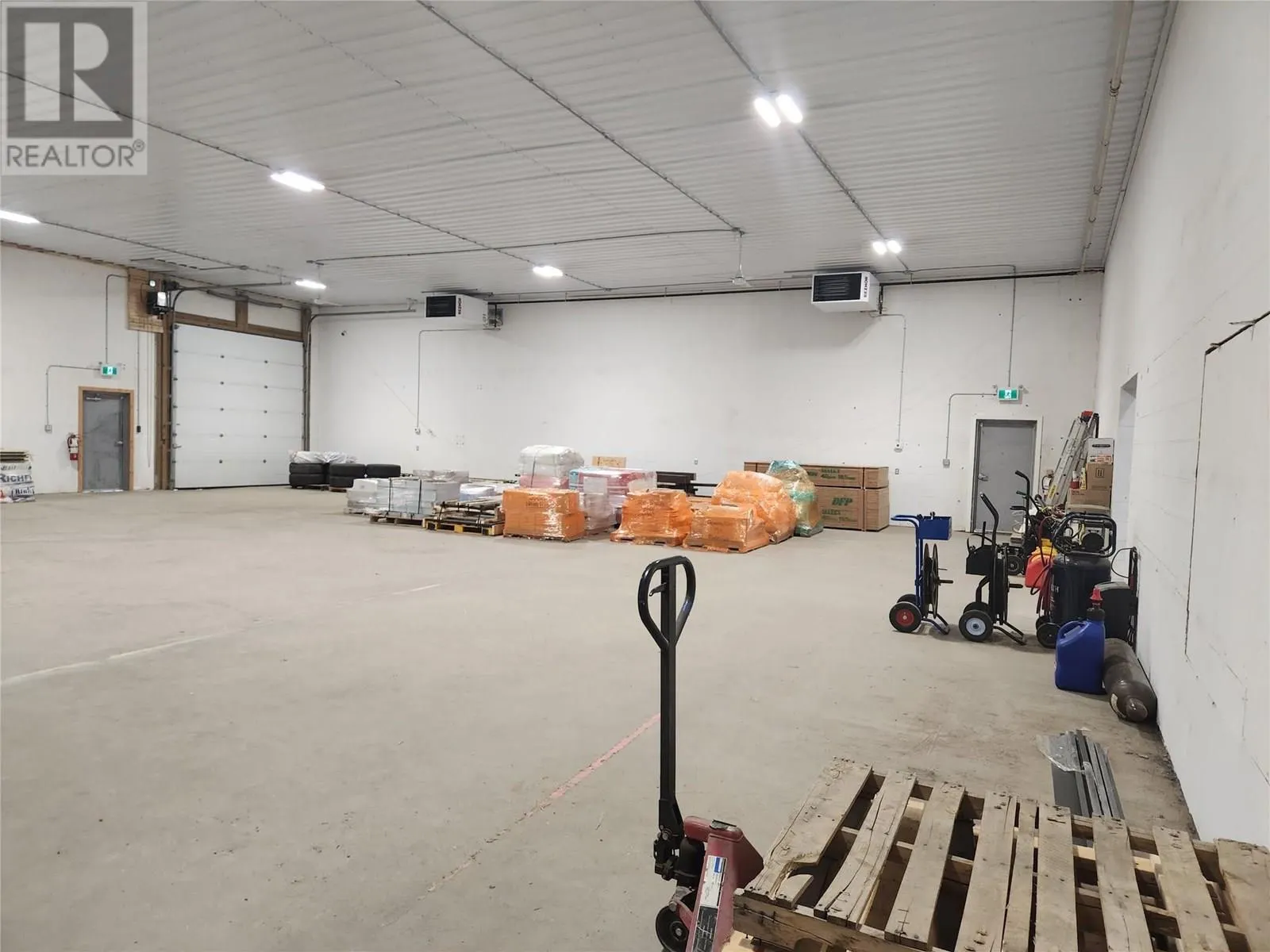 903 Raffan Road