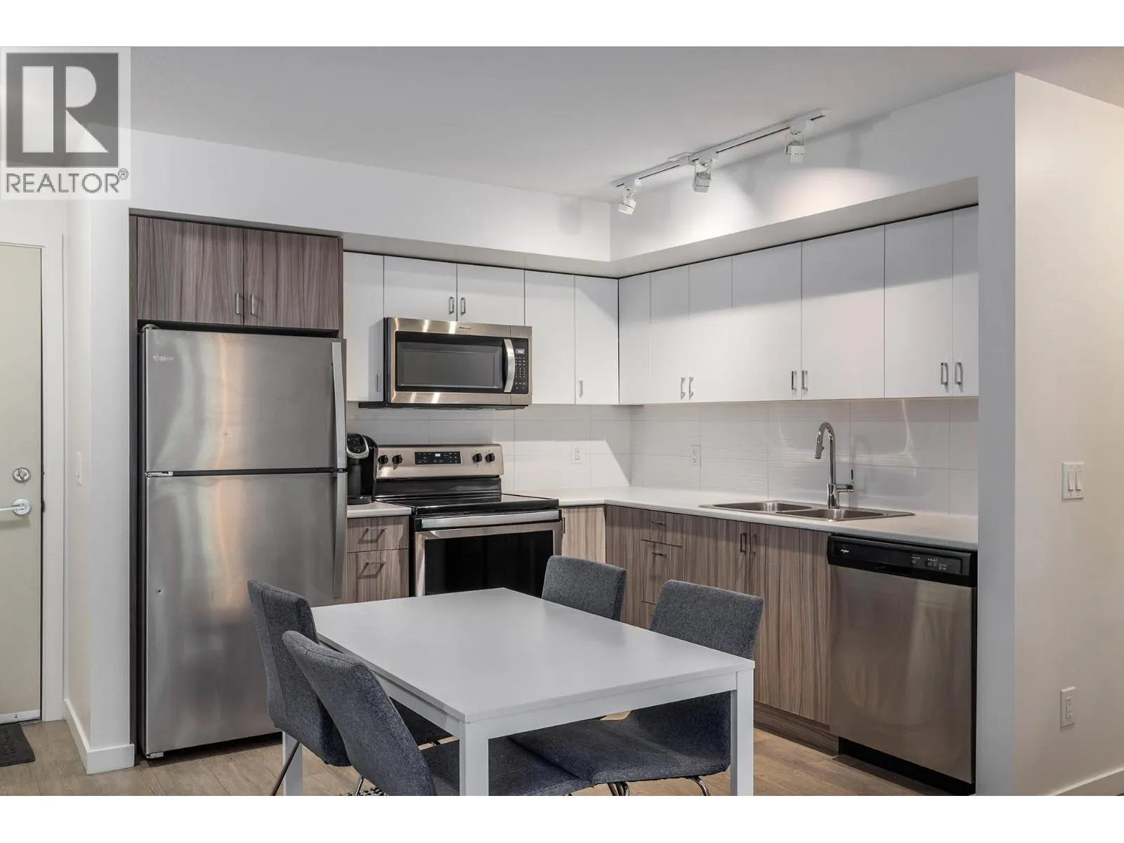 725 Academy Way Unit# PH18