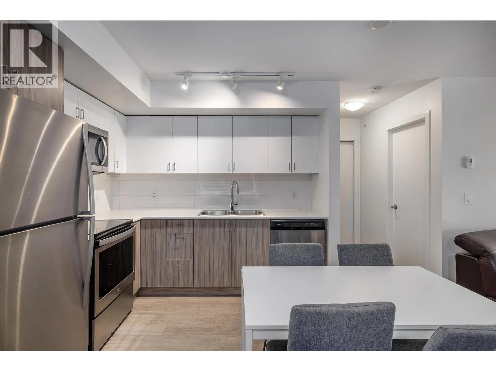 725 Academy Way Unit# PH18