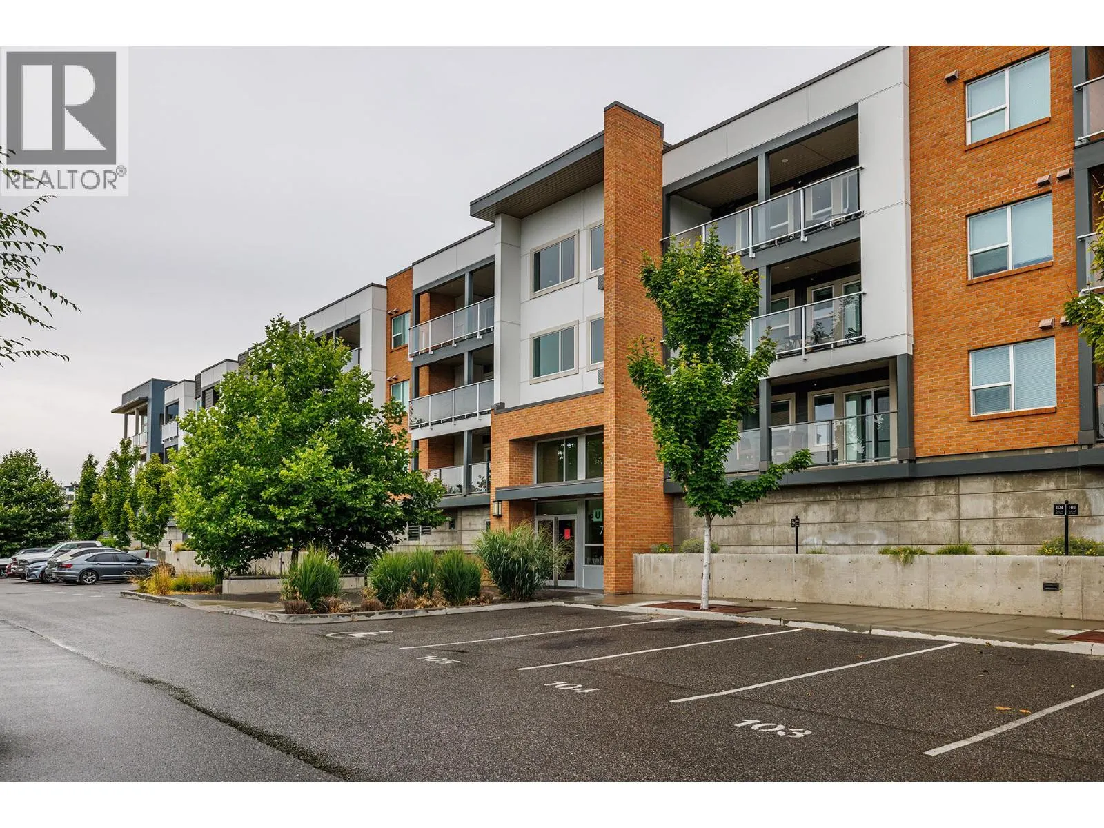 725 Academy Way Unit# PH18