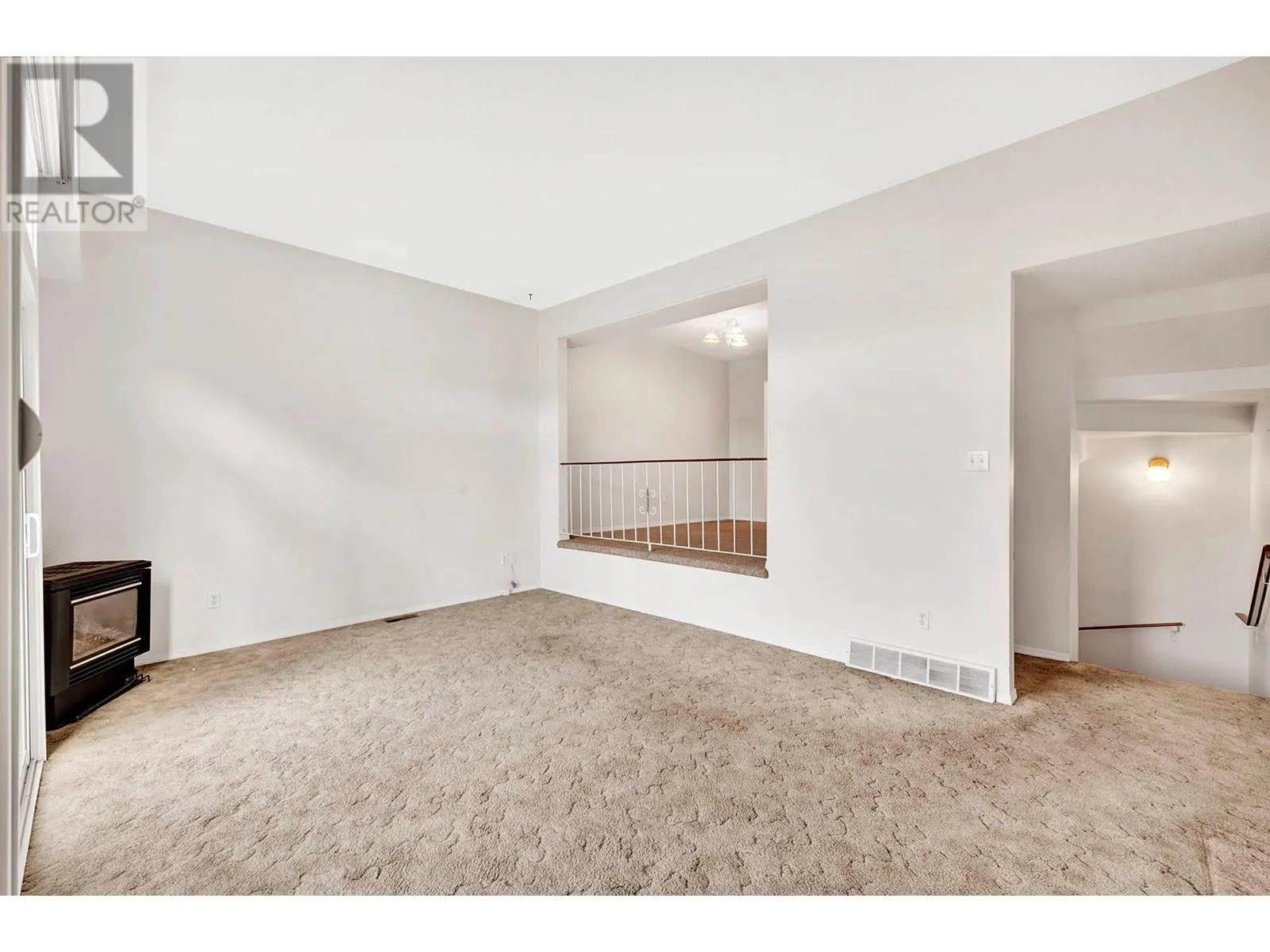 1980 GLENWOOD Drive Unit# 11