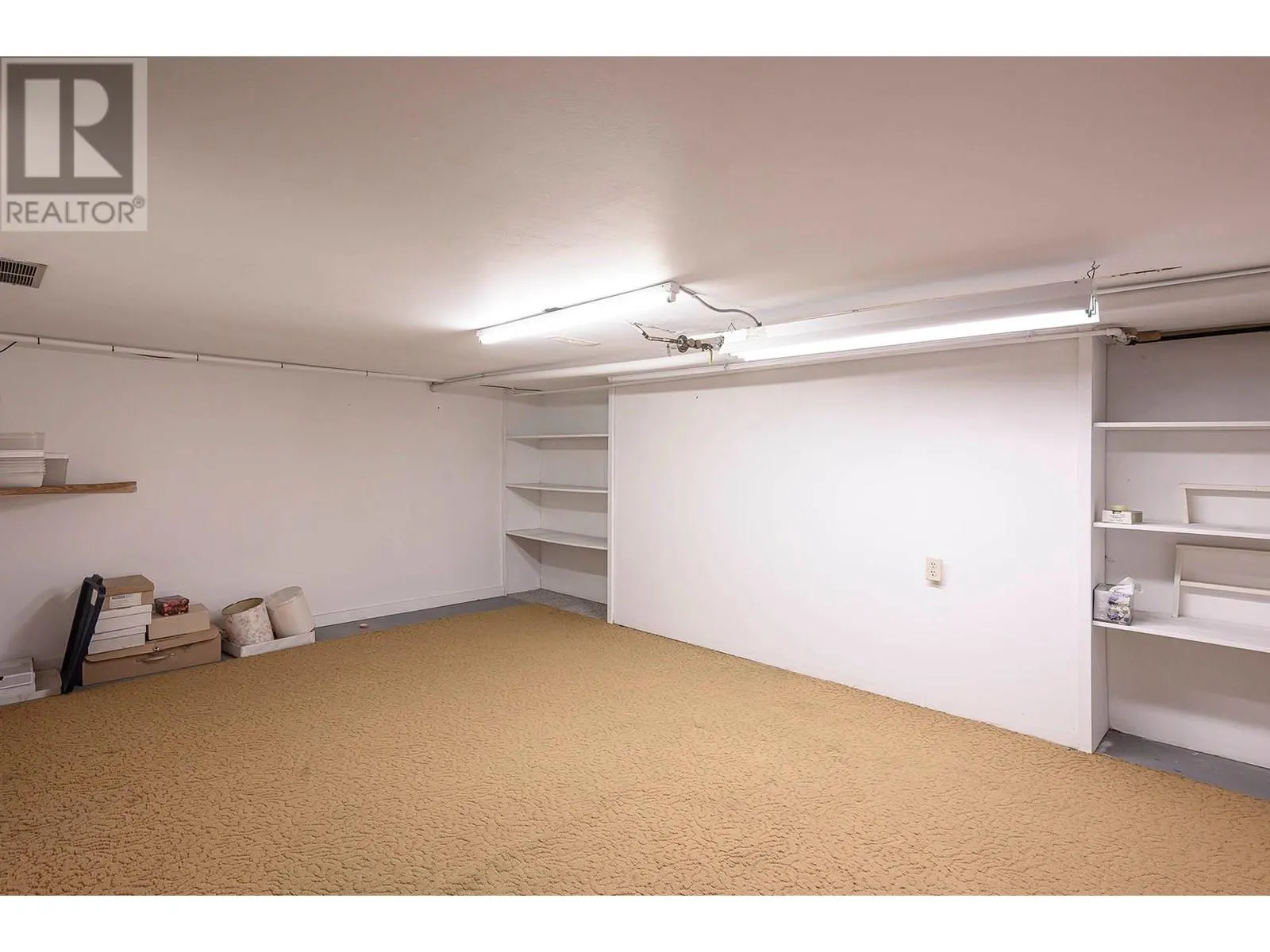 1980 GLENWOOD Drive Unit# 11