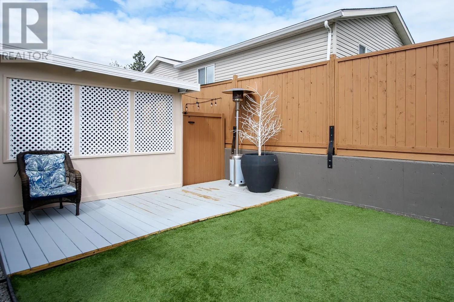 2550 Hollywood Road N Unit# 136