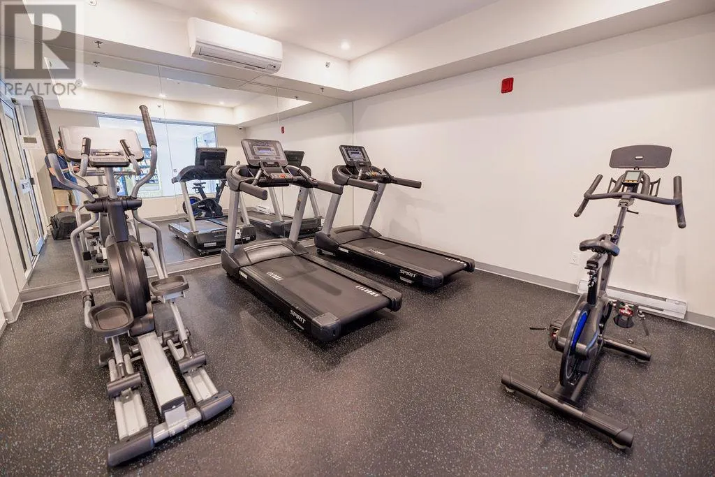 2555 Lakeshore Road Unit# 211