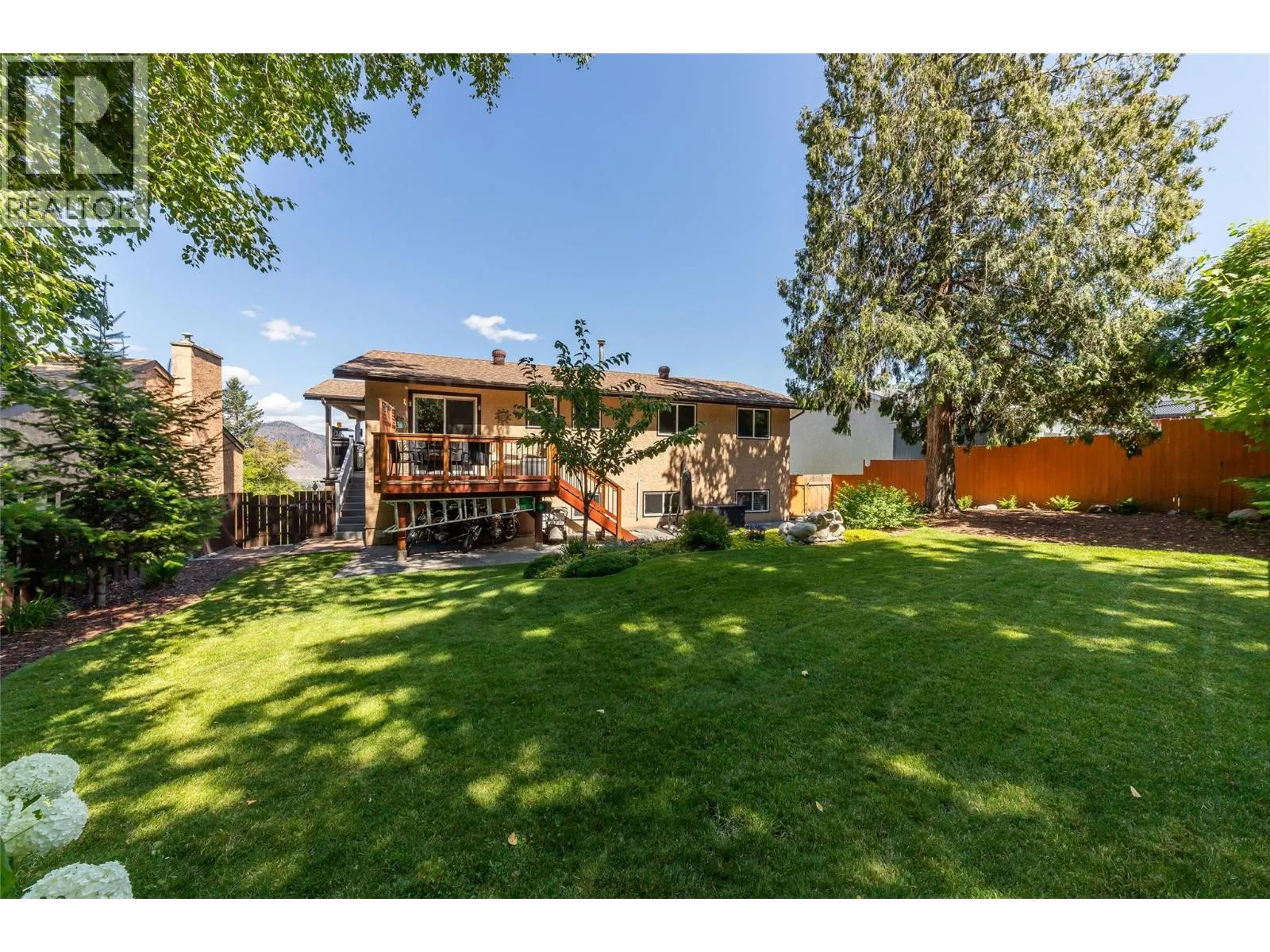 195 MONMOUTH Drive