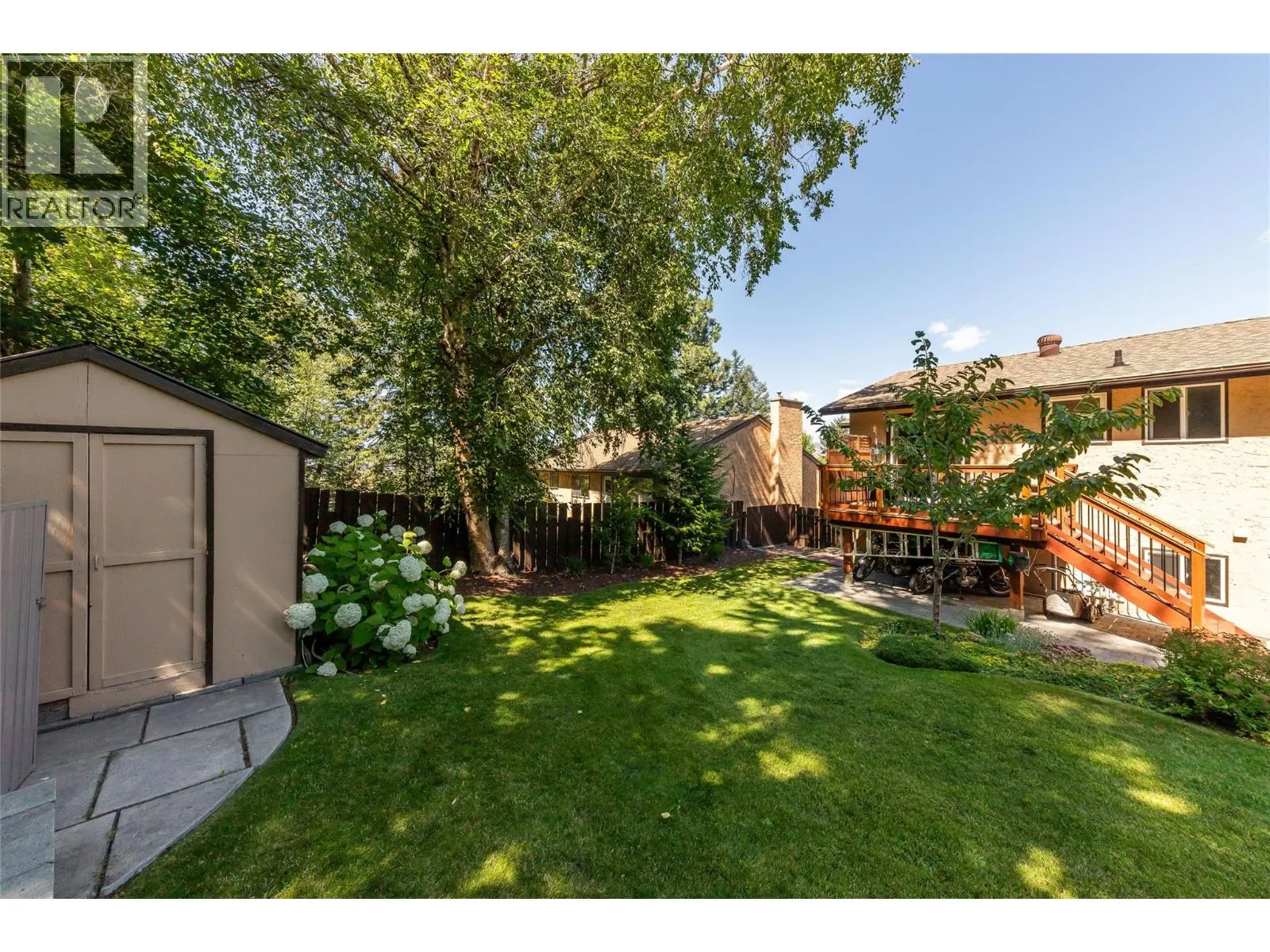 195 MONMOUTH Drive