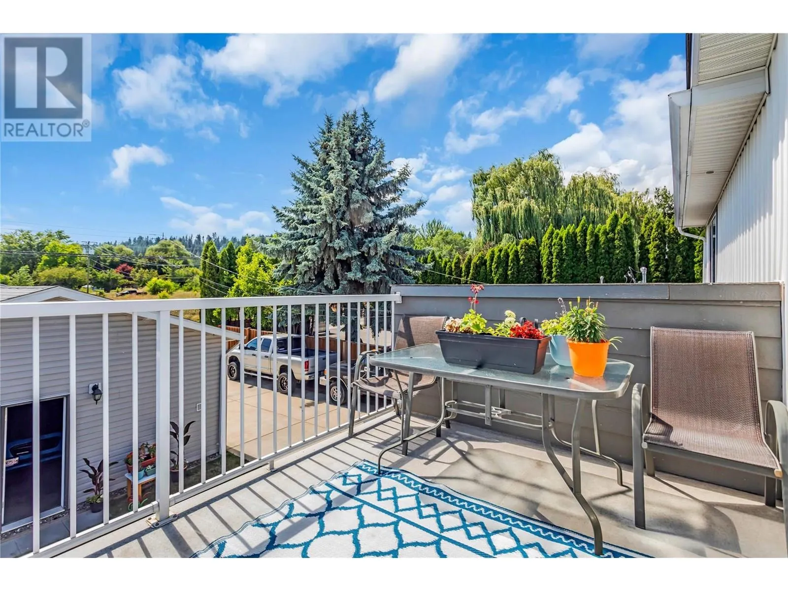 3132 Woodsdale Road