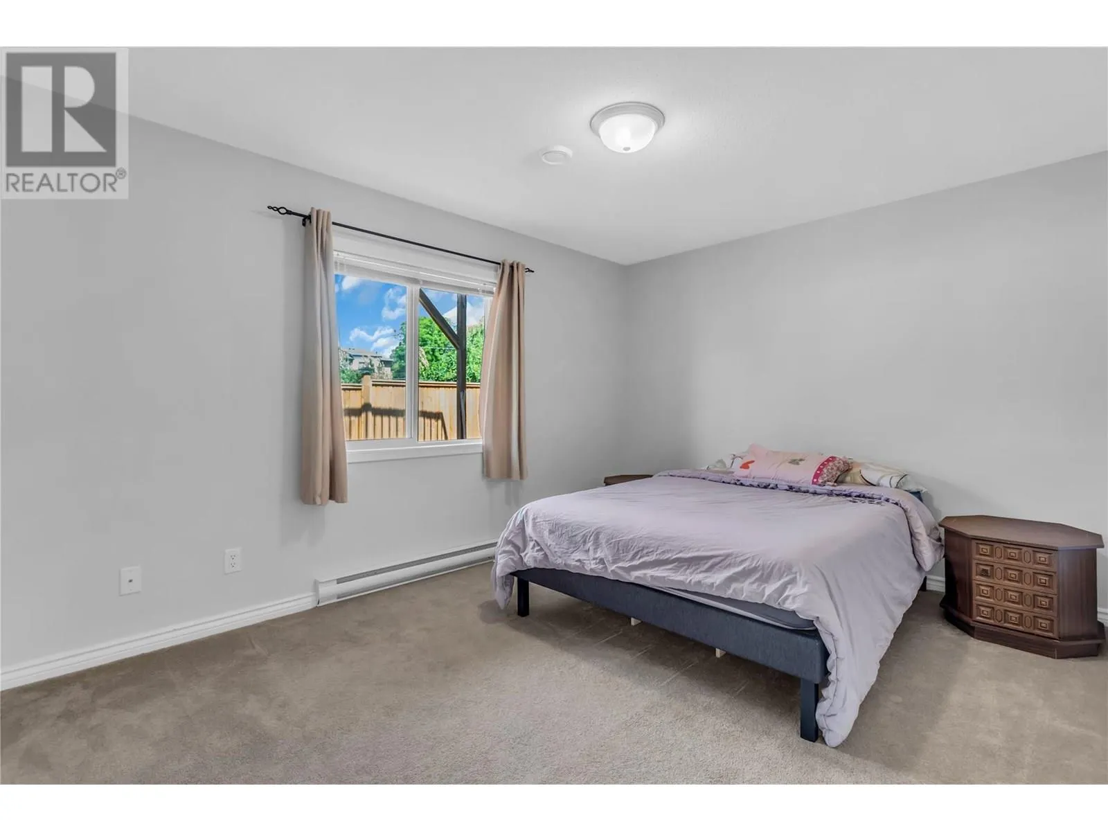 3132 Woodsdale Road