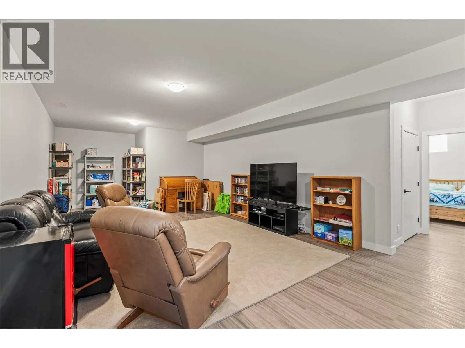 2280 Nordstrom Avenue
